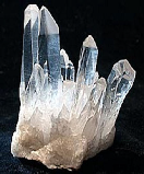 Möglichst aus alpinem Bergkristall sollten sie gefertigt sein die ...